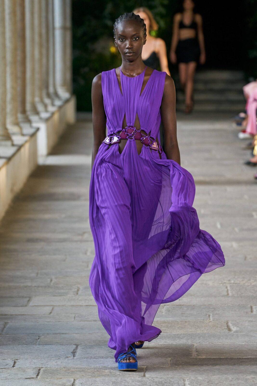 Anok Yai runway fashion wallpaper - vertical