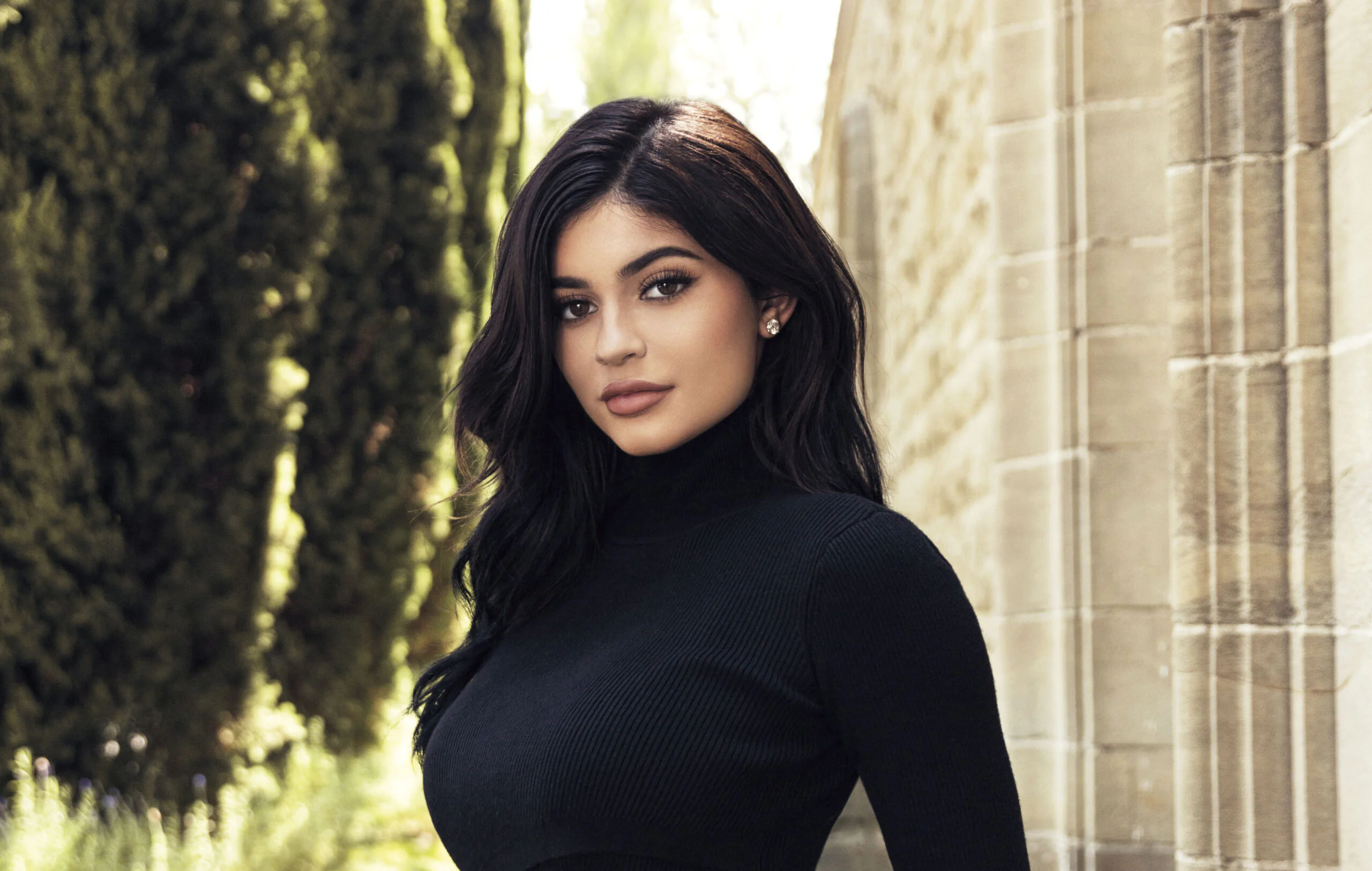 Kylie Jenner Professional Biography Image
