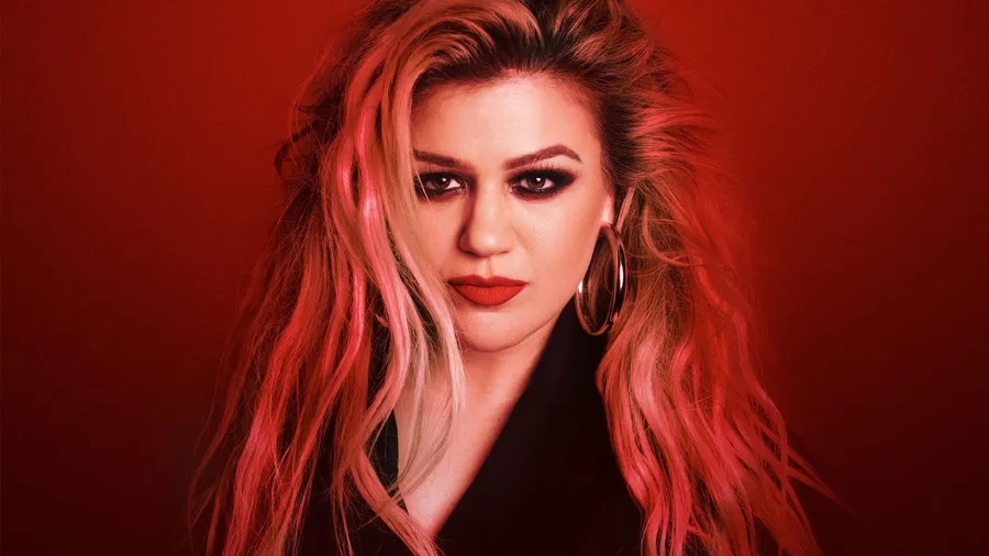 Kelly Clarkson in Hot Red