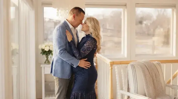Karoline Leavitt Husband